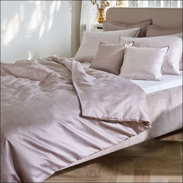 Curt Bauer Mako Brokat Satin Bettwäsche Bente 9033-0256 chocolate braun Streifen